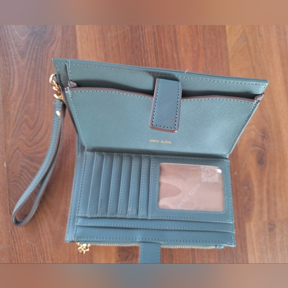 Anne Klein Wallet - Picture 4 of 8